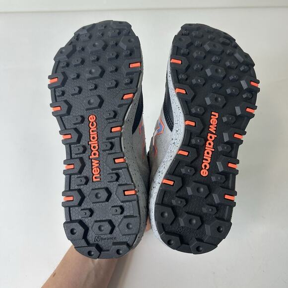 New Balance Fresh Foam CRAGTR All Terrain WTCRGLG1 Womens 5.5 Trail Running Hike - Picture 8 of 8